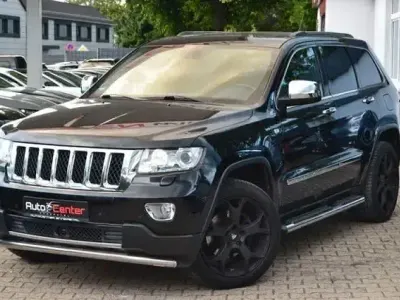 Gebraucht Jeep Grand Cherokee Overland 241 PS (177 kW) 2012 Schwarz SUV