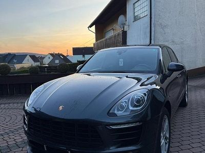 Schwarz Gebraucht 2017 Porsche Macan S SUV | 33.000 € (Fairer Preis)