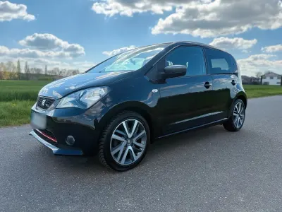 Używany Seat Mii 60 KM (44 kW) 2016 Czarny Hatchback