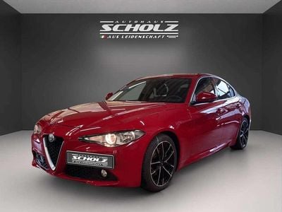 Begagnad Alfa Romeo Giulia Super 200 HK (147 kW) 2016 Röd Sedan