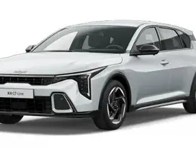 Neu Kia K4 GT-Line 179 PS (131 kW) 2026 Snow white Limousine
