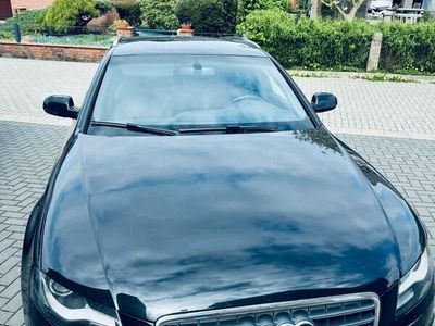 gebraucht Audi A4 B8 in schwarz - S-line - Navi, Xenon, Kombi