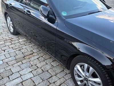 Gebraucht Mercedes C220 194 PS (142 kW) 2019 Schwarz Limousine