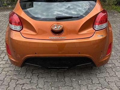 Usata Hyundai Veloster 140 CV (102 kW) 2011 Arancione Utilitaria