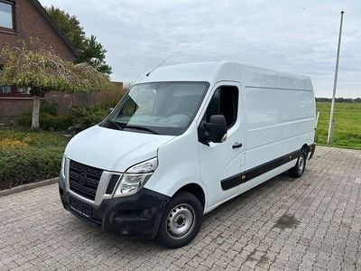 Nissan NV400
