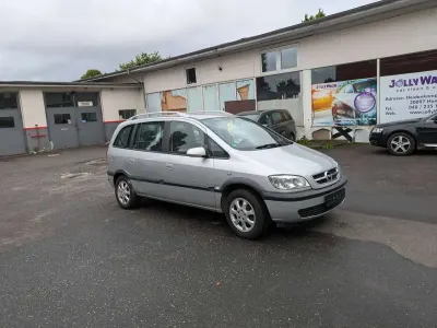 Gebraucht Opel Zafira Njoy 125 PS (91 kW) 2005 Silver metallic Van / Kleinbus