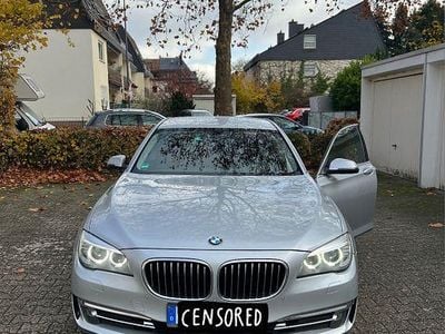 BMW 730