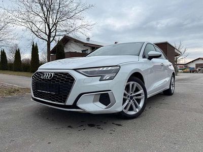 Second-hand Audi A3 Advanced 150 CP (110 kW) 2022 Alb Berlinǎ