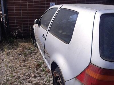 VW Golf IV