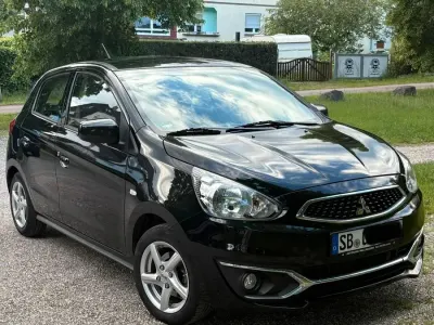 Gebraucht Mitsubishi Space Star Basis 71 PS (52 kW) 2019 Schwarz Kleinwagen