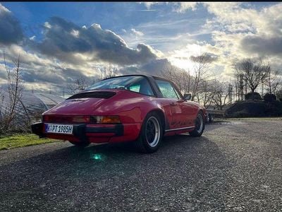 Usata Porsche 911 231 CV (169 kW) 1985 Rosso Coupé