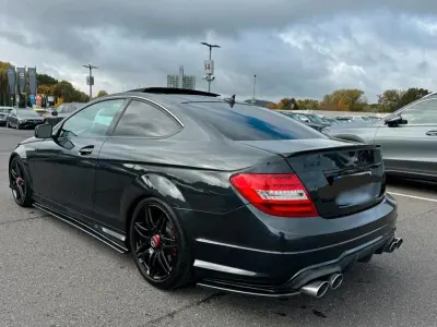 Gebraucht Mercedes C350 AMG 306 PS (225 kW) 2013 Schwarz Coupé