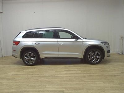 Silber Gebraucht 2021 Skoda Kodiaq SportLine SUV | 21.590 € (Fairer Preis)