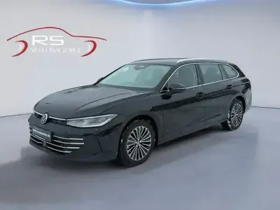 Gebraucht VW Passat Elegance 150 PS (110 kW) 2025 Schwarz Kombi
