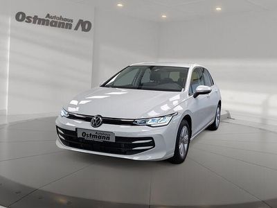 Gebraucht VW Golf VIII Life 116 PS (85 kW) 2024 Weiß (pure white) Limousine