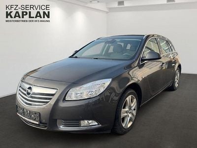 Grau Gebraucht 2009 Opel Insignia Edition Kombi | 2.900 € (Superpreis)