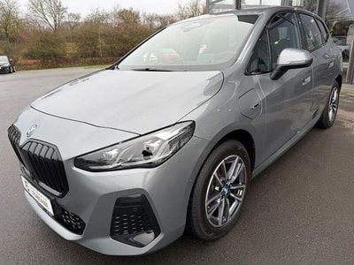 Gebraucht BMW 225 Active Tourer M Sport 180 PS (132 kW) 2023 Grau Van / Kleinbus