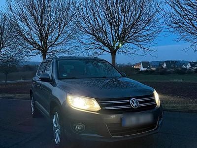 Grau Gebraucht 2012 VW Tiguan SUV | 14.750 € (Teuer)