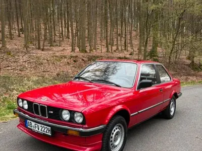 Gebraucht BMW 318 102 PS (75 kW) 1987 Rot