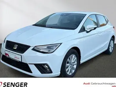 Używany Seat Ibiza Style 110 KM (80 kW) 2023 Biały Hatchback