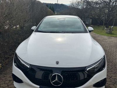 Mercedes EQE300
