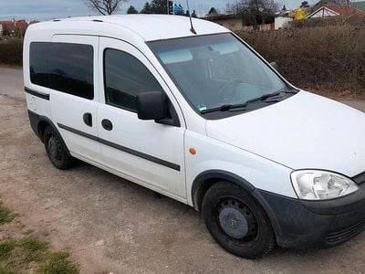 Gebraucht Opel Combo 75 PS (55 kW) 2001 Weiß Pickup