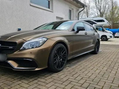 Gebraucht Mercedes CLS63 AMG Shooting Brake AMG 557 PS (409 kW) 2017 Andere farben Kombi
