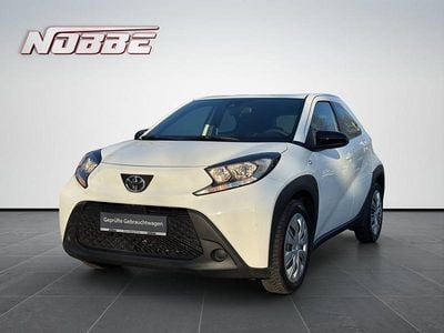 Gebraucht Toyota Aygo X Business Edition 72 PS (52 kW) 2024 Schneeweiß SUV