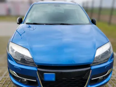 Gebraucht Renault Laguna III 178 PS (130 kW) 2012 Blau Kombi