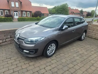 Gebraucht Renault Mégane GrandTour Initiale Paris 116 PS (85 kW) 2014 Grau Kombi
