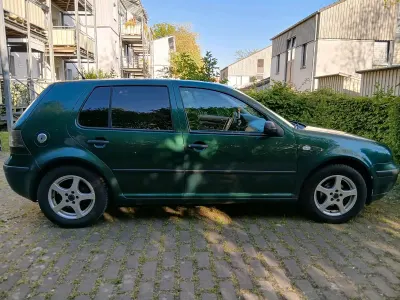 Używany VW Golf Edition 75 KM (55 kW) 2001 Zielony Coupe