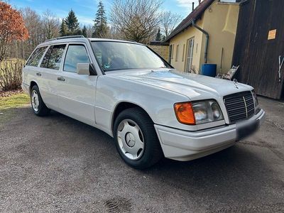 Gebraucht Mercedes 200 136 PS (100 kW) 1996 Weiß Kombi