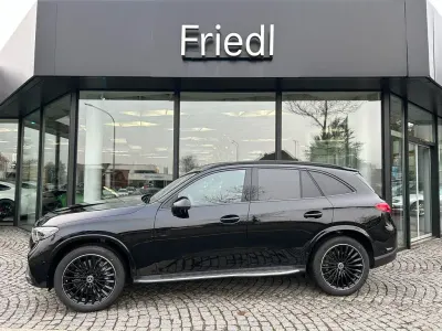 Gebraucht Mercedes GLC220 AMG 197 PS (144 kW) 2025 Schwarz SUV