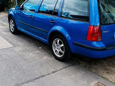 VW Golf IV