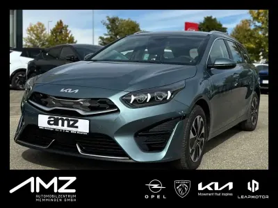 Używany Kia Ceed Sportswagon Spirit 141 KM (103 kW) 2024 Szary Kombi