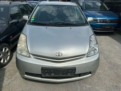Gebraucht Toyota Prius Sol 77 PS (56 kW) 2005 Silber Kleinwagen