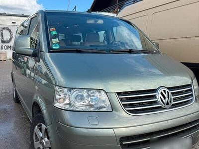 Usata VW T5 174 CV (127 kW) 2006 Verde Furgone