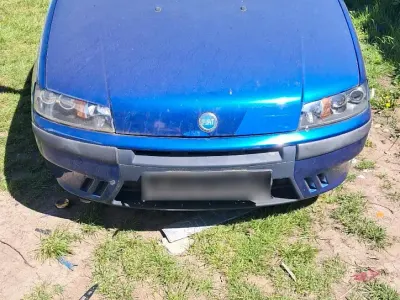 Usata Fiat Punto 80 CV (58 kW) 2002 Blu Utilitaria