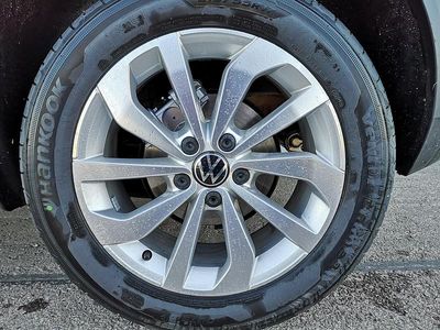 Purewhite Neu 2026 VW T-Roc Life SUV | 30.113 €