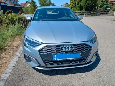 Gebraucht Audi A3 150 PS (110 kW) 2020 Silber Limousine