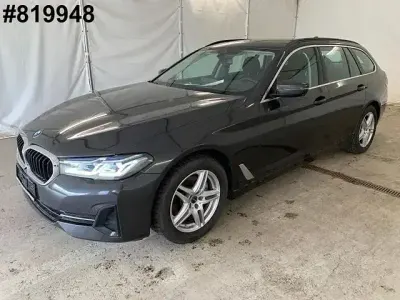 Gebraucht BMW 520 190 PS (139 kW) 2020 Sophistograu brillanteffekt me Kombi