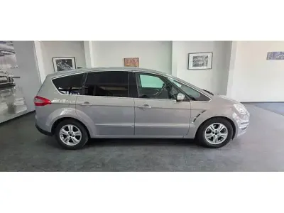 Gebraucht Ford S-MAX Titanium 163 PS (119 kW) 2010 Grau Van / Kleinbus