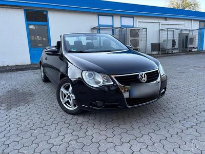 Używany VW Eos 120 KM (88 kW) 2009 Czarny Kabriolet