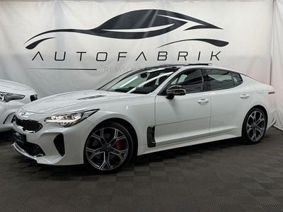 Gebraucht Kia Stinger GT 370 PS (272 kW) 2017 Weiß Kleinwagen