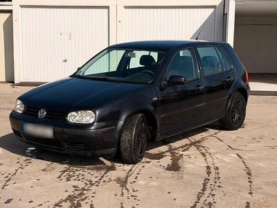 Gebraucht VW Golf IV 75 PS (55 kW) 2002 Schwarz Kleinwagen