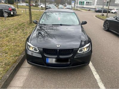 Second-hand BMW 320 163 CP (119 kW) 2007 Negru Break