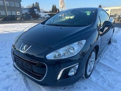 Gebraucht Peugeot 308 CC Active 156 PS (114 kW) 2012 Blau Cabrio