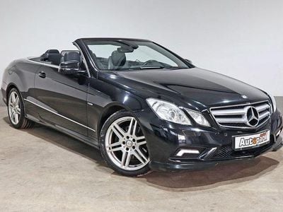 Usata Mercedes E200 AMG 184 CV (135 kW) 2010 Nero Cabrio