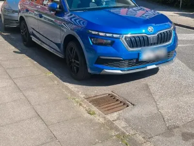 Usata Skoda Kamiq 110 CV (80 kW) 2022 Blu SUV