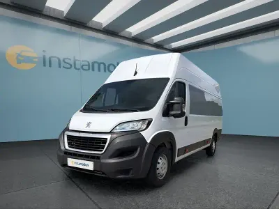 Gebraucht Peugeot Boxer 165 PS (121 kW) 2022 Weiß Van
